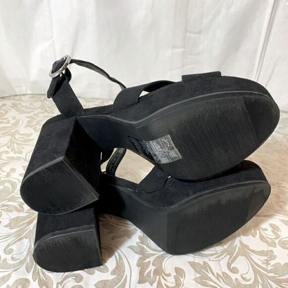 H&M Divided Platform Block Heel Sandals Black Vegan Suede Leather Heel Sz 5.5 - Picture 7 of 7